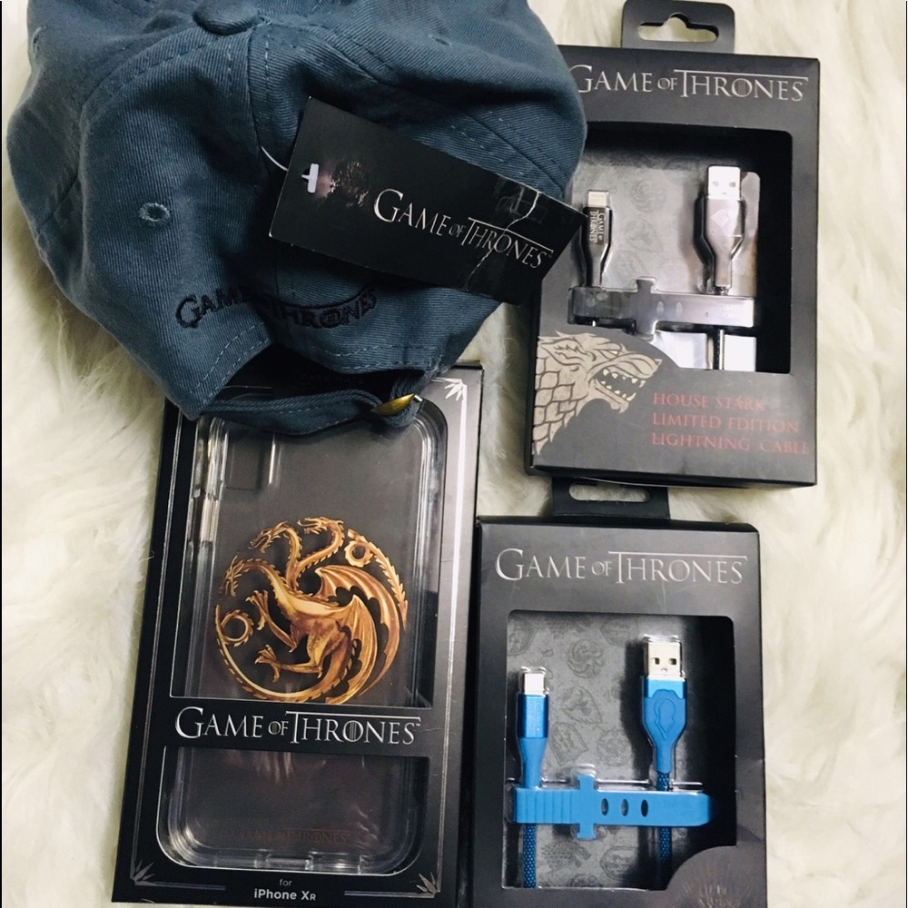 Game of Thrones iPhoneX Case &  Accessories Bundle